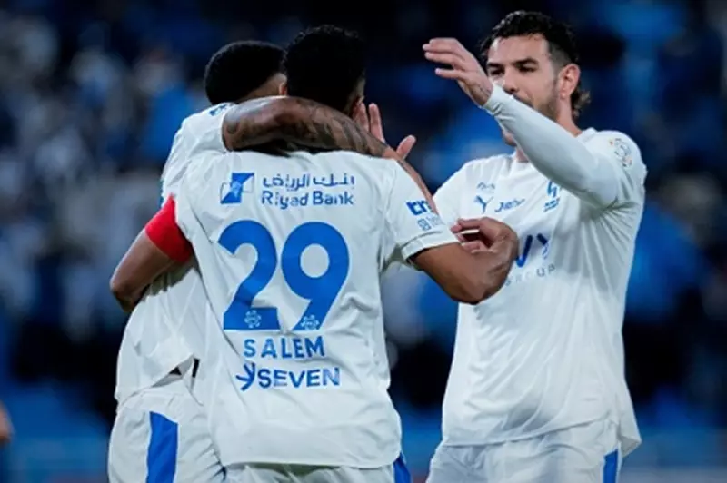 كيف يستغل الهلال التوقف الدولي؟